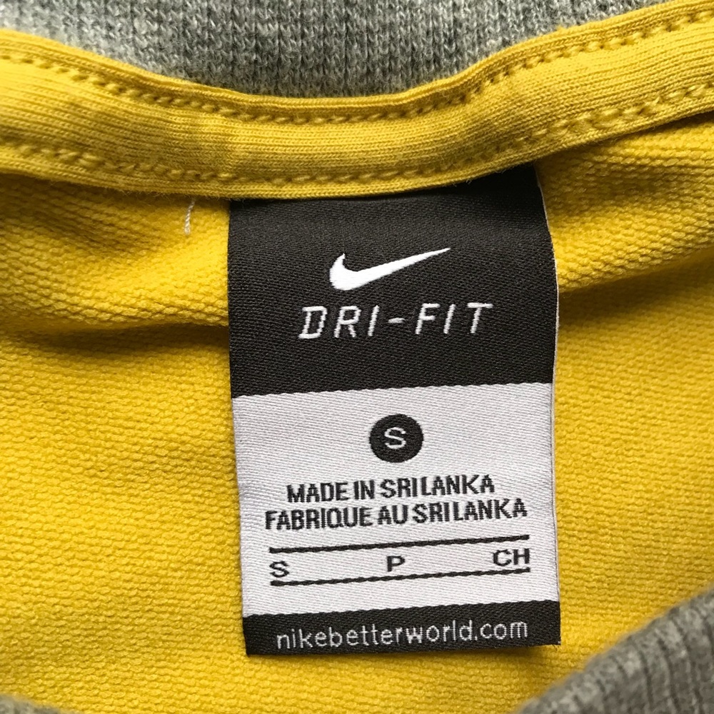 Sold Nike Dri-Fit Runner's Pullover Long Sleeve SM - Picture 4 of 8